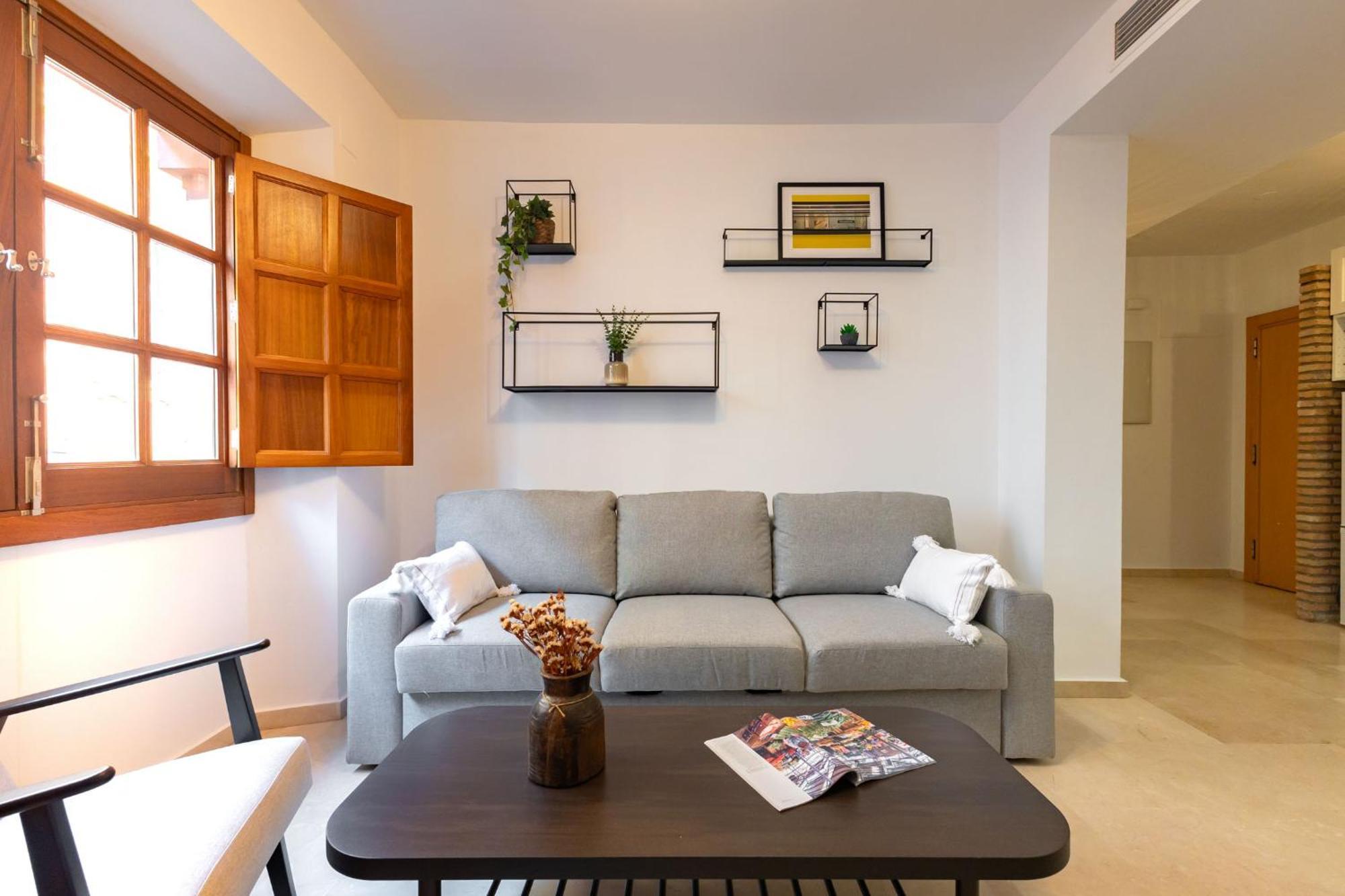 Charming 2 Bedroom Apartment At San Marcos Plaza By Ocityzen Sevilla Buitenkant foto