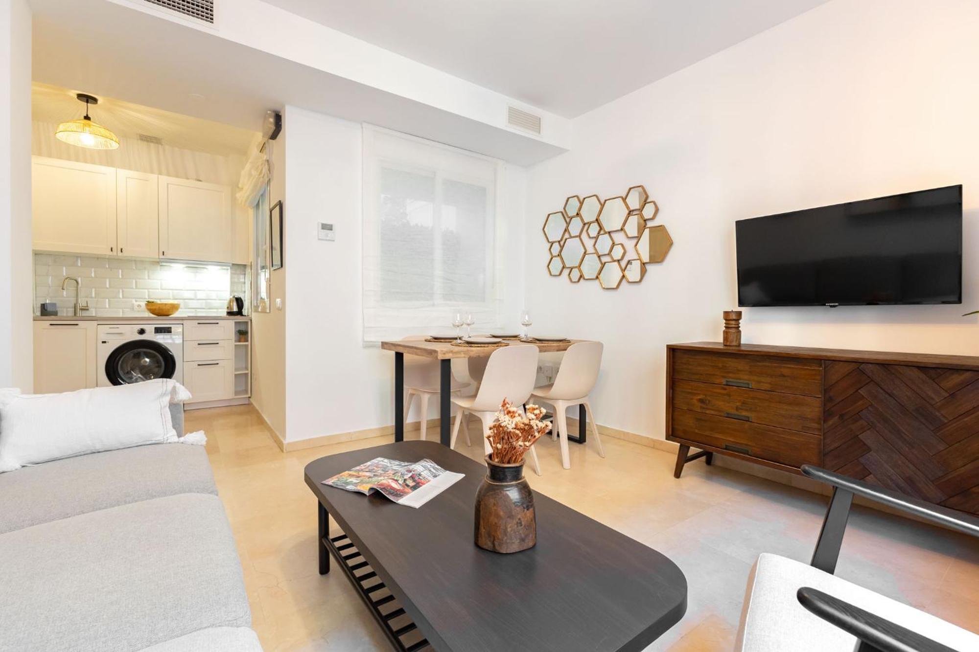 Charming 2 Bedroom Apartment At San Marcos Plaza By Ocityzen Sevilla Buitenkant foto