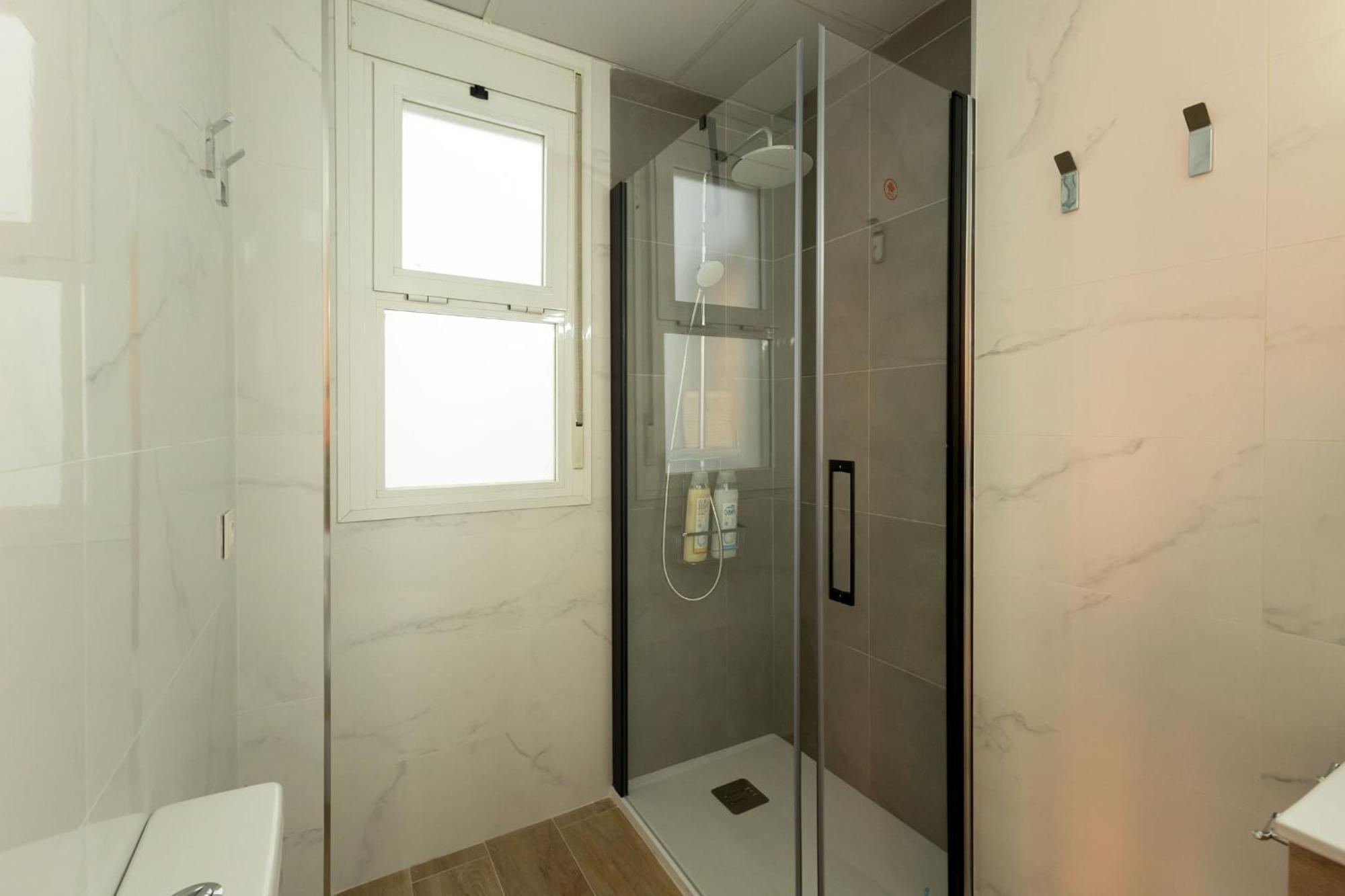 Charming 2 Bedroom Apartment At San Marcos Plaza By Ocityzen Sevilla Buitenkant foto